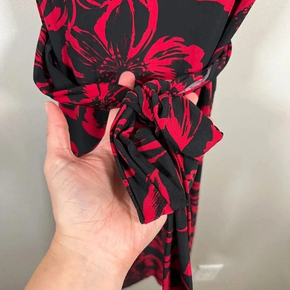 Norma Kamali Faux Wrap Dress Size Large Black Red Floral Jersey Stretch Work - Picture 9 of 12